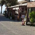 Keramos Boutique فندق أورين