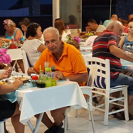 Keramos Boutique Hotel 3*